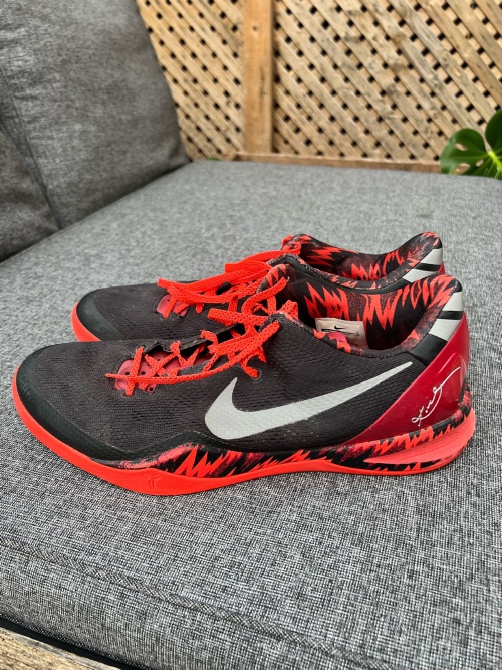 Nike Men's Kobe 8 Basketball Shoes